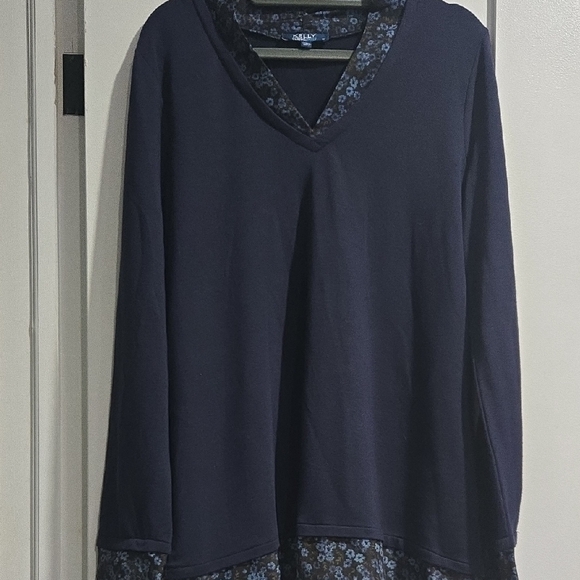Kelly By Clinton Kelly Tops - Elegant Navy V-Neck Blouse by Cally